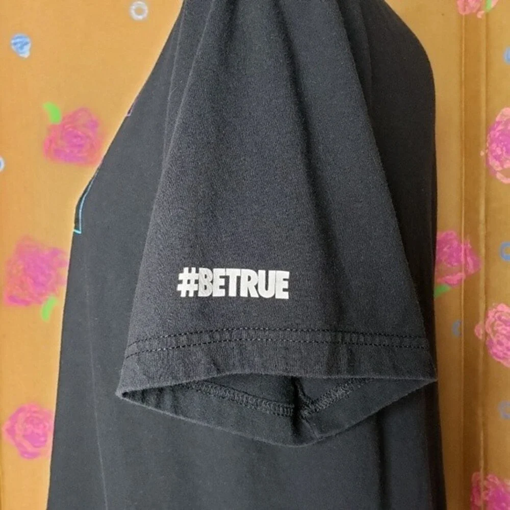 NIKE JUST DO IT BLACK RAINBOW LETTERS T SHIRT SIZE LARGE